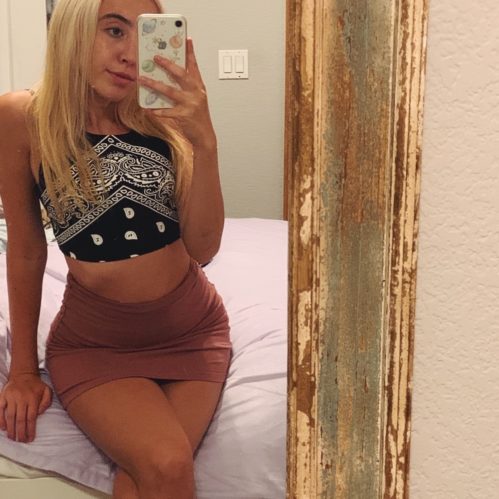Pencil skirt